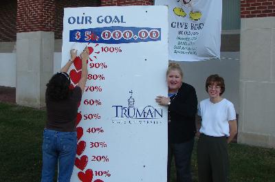 UnitedWayFinalSign2006web.jpg 