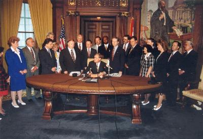 namechangelegislationsigning1995.jpg 