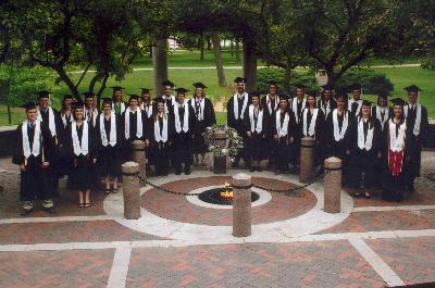 valedictoriansspring2006.jpg 